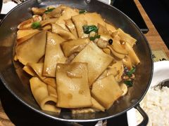 -茅炒屋龙虾·烧烤·湘菜(新河路店)