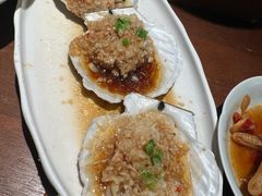 蒜蓉粉丝蒸扇贝-乔街深夜食堂·台州菜·高压锅生蚝(杭州总店)