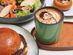 -潮一不贰·法式甜品·生日蛋糕·西式简餐(外滩店)