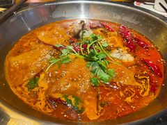 -憨孃孃·重庆老火锅(红山黑金店)
