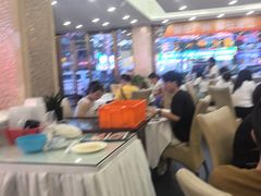 -粤盛海鲜平价店(洛溪食街店)