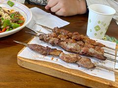 -歹歹的加个面过油肉拌面