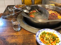 -重庆风光老灶火锅城(同德广场店)