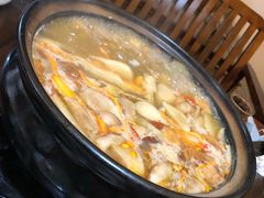 -阿鹏故事云南野生菌火锅(人民路店)