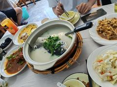 -天乐农家鱼头王(天目湖店)