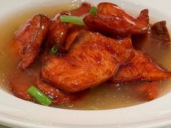 沙律烟鲳鱼-新雅粤菜馆(南京东路店)