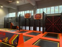 -嗨翻Hi-Fun竞技主题乐园·蹦床亲子生日轰趴(国光1937店)