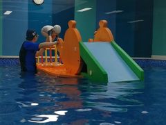 -Swim斯卫姆国际儿童游泳中心(红博中央公园店)