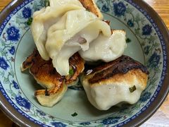 -无名氏宵夜小摊(祝家三姐妹馄饨店)