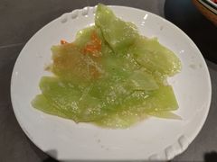 -东口码头·烧鸽子·鱼头泡饼·地方菜(金鹰悦城店)