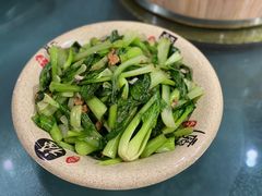 -梓檚中餐厅湖北菜小龙虾武昌鱼排骨藕汤(黄鹤楼店)