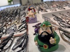 -潘多拉眼镜·蔡司依视路明月(潘家园店)