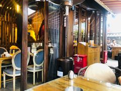 大堂-隔壁老王·家常云南菜(花巷店)