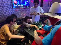 -好乐迪(张扬路八佰伴店)