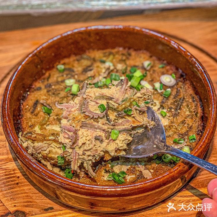 你没看错‼️在广州也能吃到正宗的顺德鱼生喔🐟
