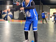 -东方启明星篮球培训(击掌校区)