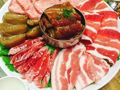 -哈哈碳都·牛肋条无限自助烤肉(台江万达店)
