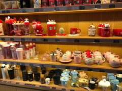 零售区-星巴克臻选(华堂·新辰汇店)
