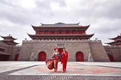 -挪娅婚纱摄影皇家会所