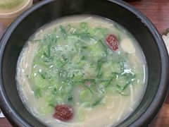 -神仙雪浓汤(明洞店)