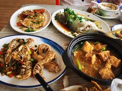-红月湾海鲜饭店•沙滩海景(双月湾店)
