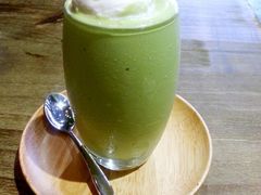 牛油果奶昔-MIKAKU(万达广场上海宝山店)