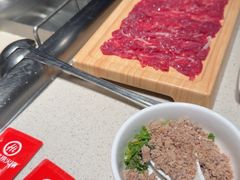-海底捞火锅鲜切牛肉主题店(长寿路店)