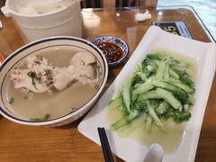 -易老妈蹄花.创于1935(总店)