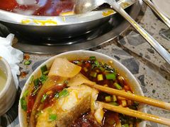 -肖肖酸萝卜鱼火锅(总店)