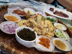 簸箕捞鸡-大树头森林餐厅(番禺广场店)