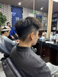 点击看大图 -大人物·男士理发馆