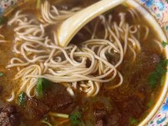 -金杨拉面王小吃面馆·牛三宝面·红烧牛肉粉