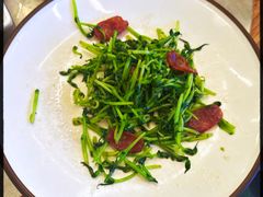 -潮界(LU·ONE凯德晶萃广场店)