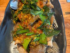 泰式炸鲈鱼-Kub Kao Kub Pla (Terminal21)