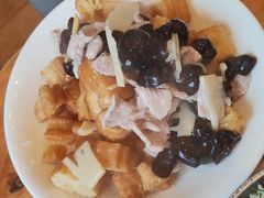 -侬佳蒸菜馆(听潮店)