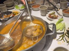 -左庭右院鲜牛肉火锅(金山万达店)