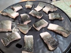 -臻牛烤肉
