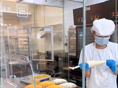 面包甜点陈列柜-喜茶(北京五棵松华熙店)