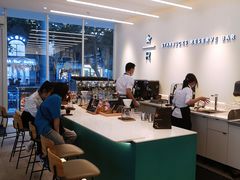 -星巴克臻选(上海淮海百盛购物中心店)