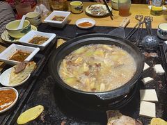 -有一锅·野生菌黑山羊腊排骨火锅(古城北门店)