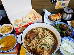 -百年老字号·观振兴蟹黄面·三虾面·苏式面(观前街富仁坊巷店)