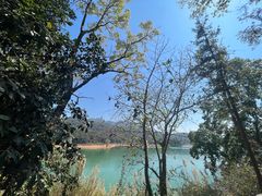 -孔雀湖生态旅游区