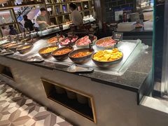自助取餐区-钱小奴海鲜自助黑金店(杭州滨江龙湖店)