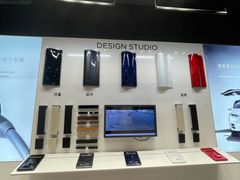 -TESLA 特斯拉(上海太古汇体验店)