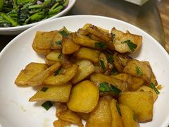 -芦茨金富饭庄·25年老字号·专做稻草鸡
