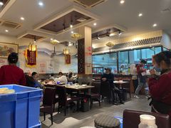 大堂-华盛园卷子王农家菜水库鱼