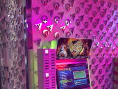 -GAGA主题量贩式KTV平价店(工大店)