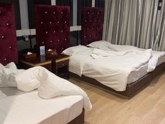 -碧中海汤泉汗蒸酒店