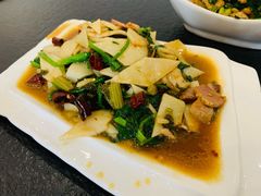 -喜洲翰林餐厅(董家百年老宅店)