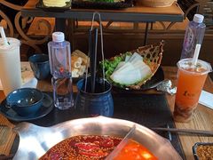 -湊湊火锅·茶憩(南京东路悦荟店)